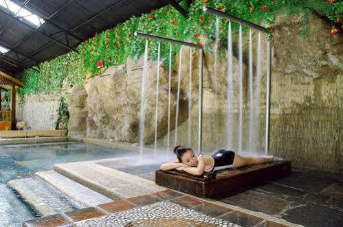 The Solas Hot Spring Resort Nantou Esterno foto